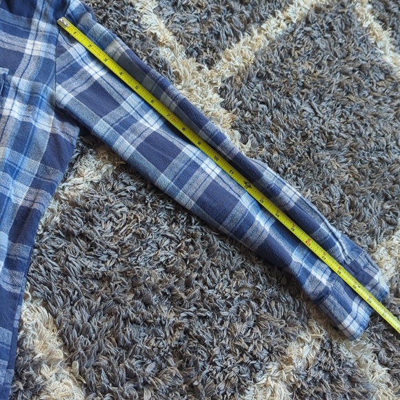 Forever 21 Blue and White Button Down Plaid Hooded Shirt Size Small - Picture 8 of 8